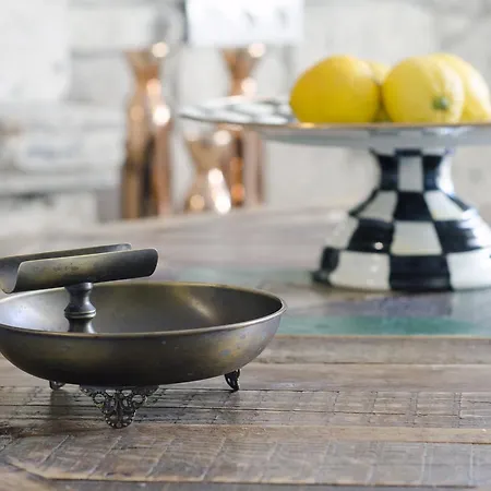 The Six Szálloda 5*