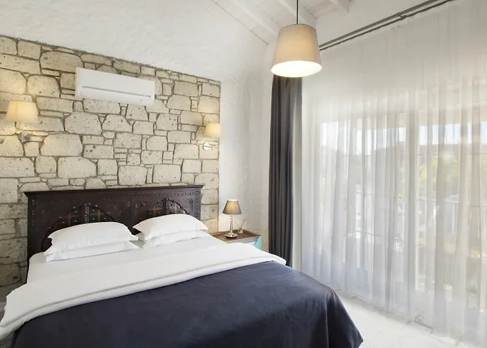 The Six Hotel Alaçatı