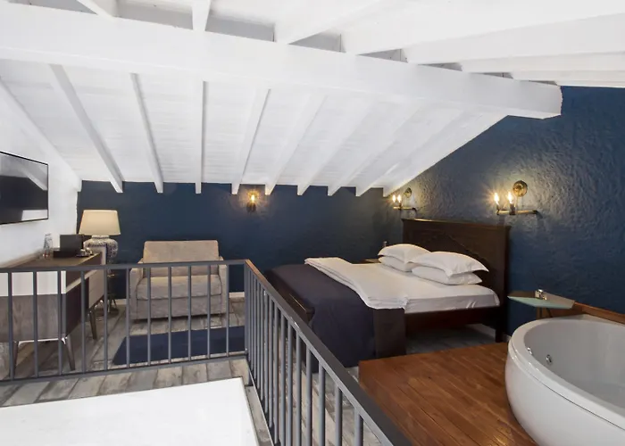 The Six Hotel Alaçatı