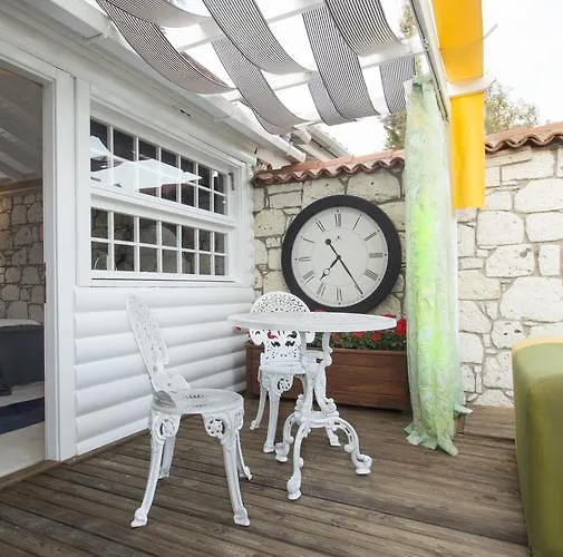 The Six Hotel Alaçatı